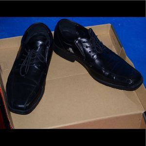 Kenneth Cole Reaction Dress Shoes (Black)